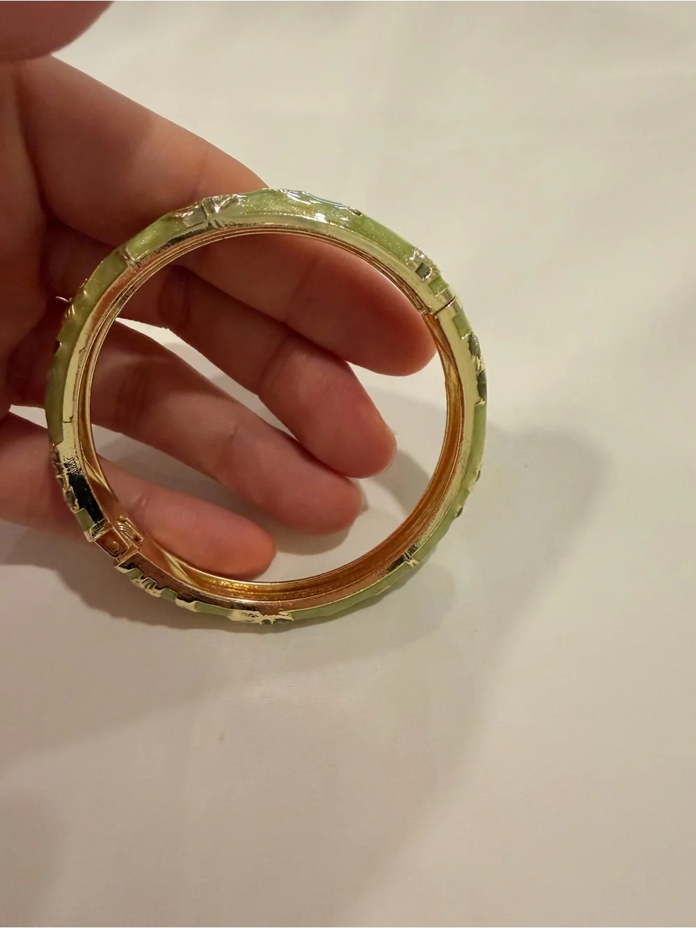 Green Floral Cloisonné Hinged Bracelet - Picture 7 of 8